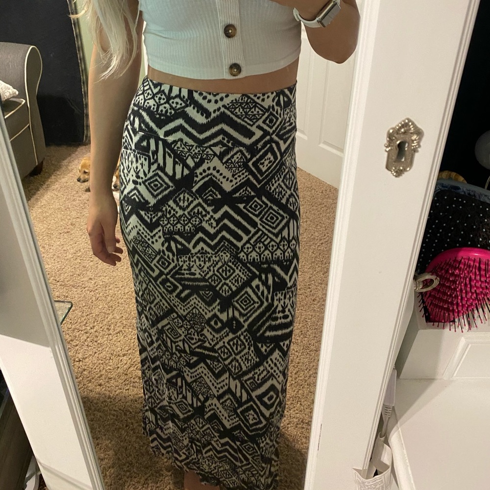Long maxi skirt